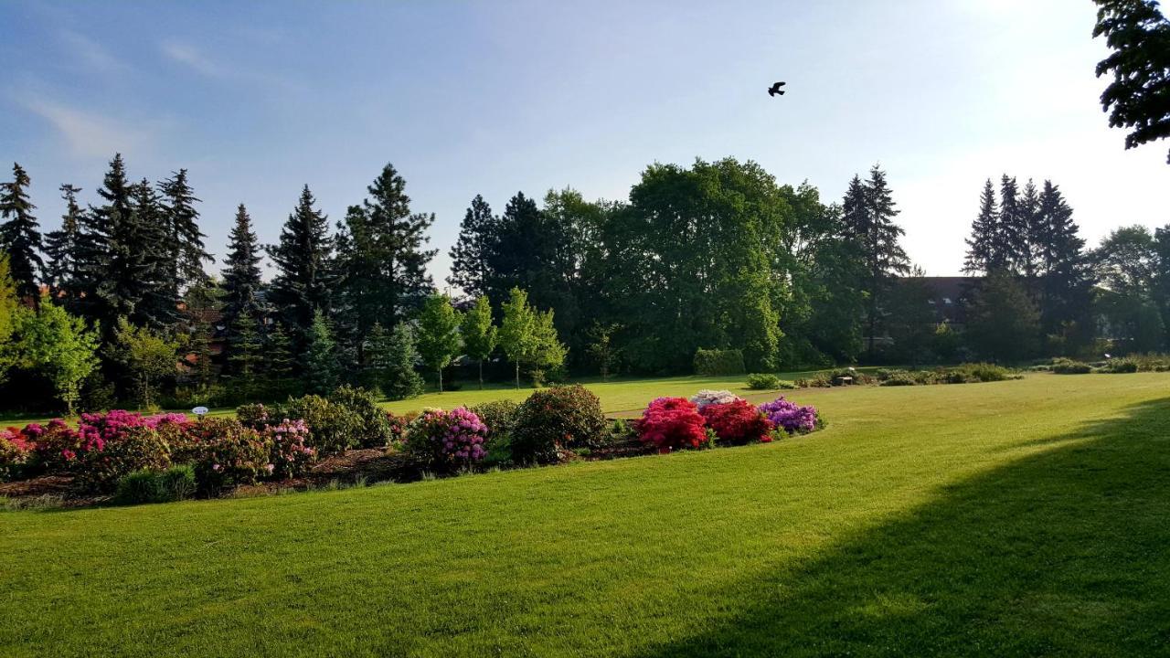 Hotel Floret Průhonice Zewnętrze zdjęcie